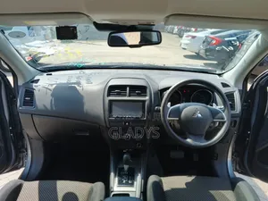 Mitsubishi RVR 2019