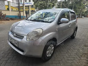 Toyota Passo 2012 Black