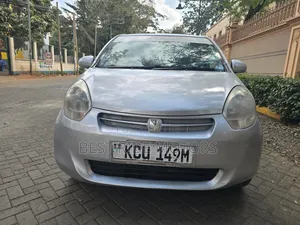 Toyota Passo 2012 Black
