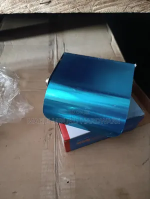 Tissue Holder