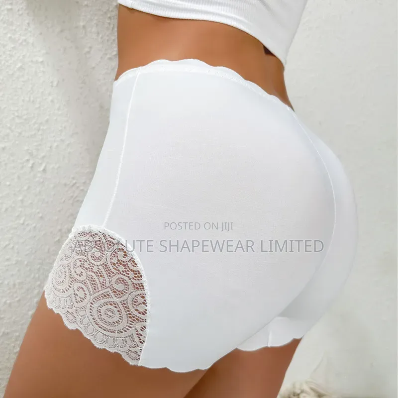 Seamless Biker With Lace