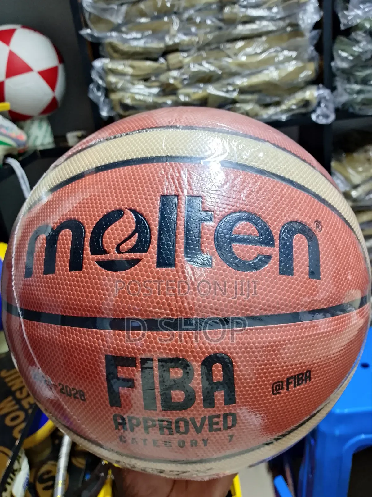 Molten GG7X Leather Basketball