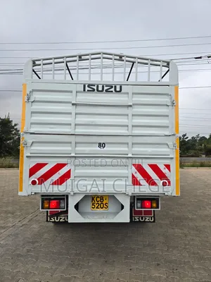 Isuzu NPR Local