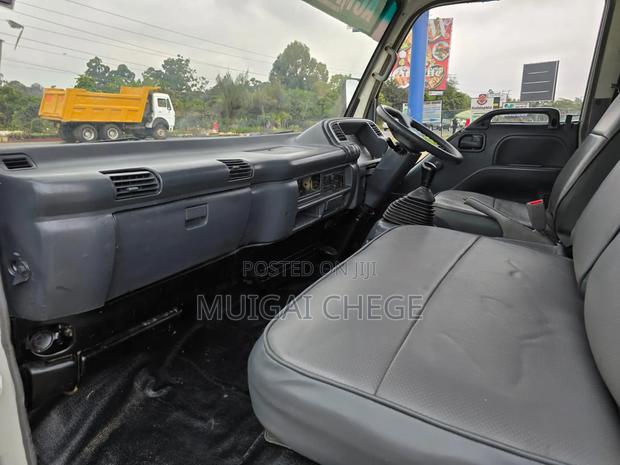 Isuzu NPR Local - thumbnail 7
