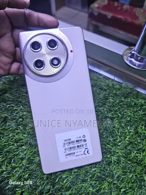 Tecno Camon 30S Pro 256 GB Gray