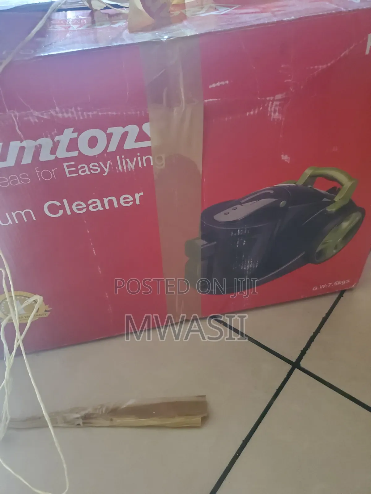 Ramtons Bagless Vacuum Cleaner
