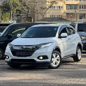 Honda Vezel 1.5 2WD 2019 White
