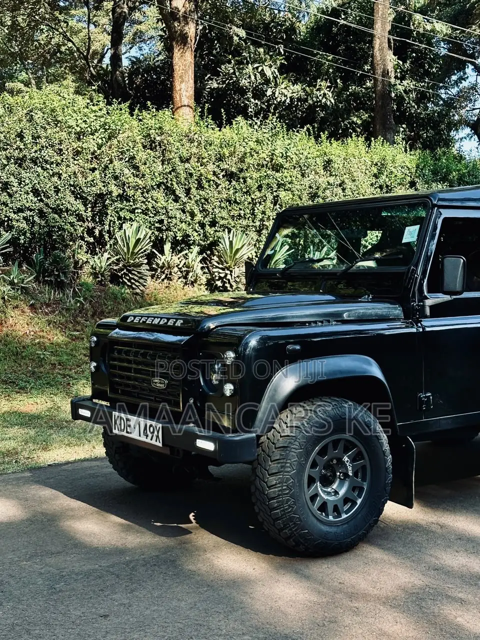 Land Rover Defender Puma 110 2.4 TD 2010 Black