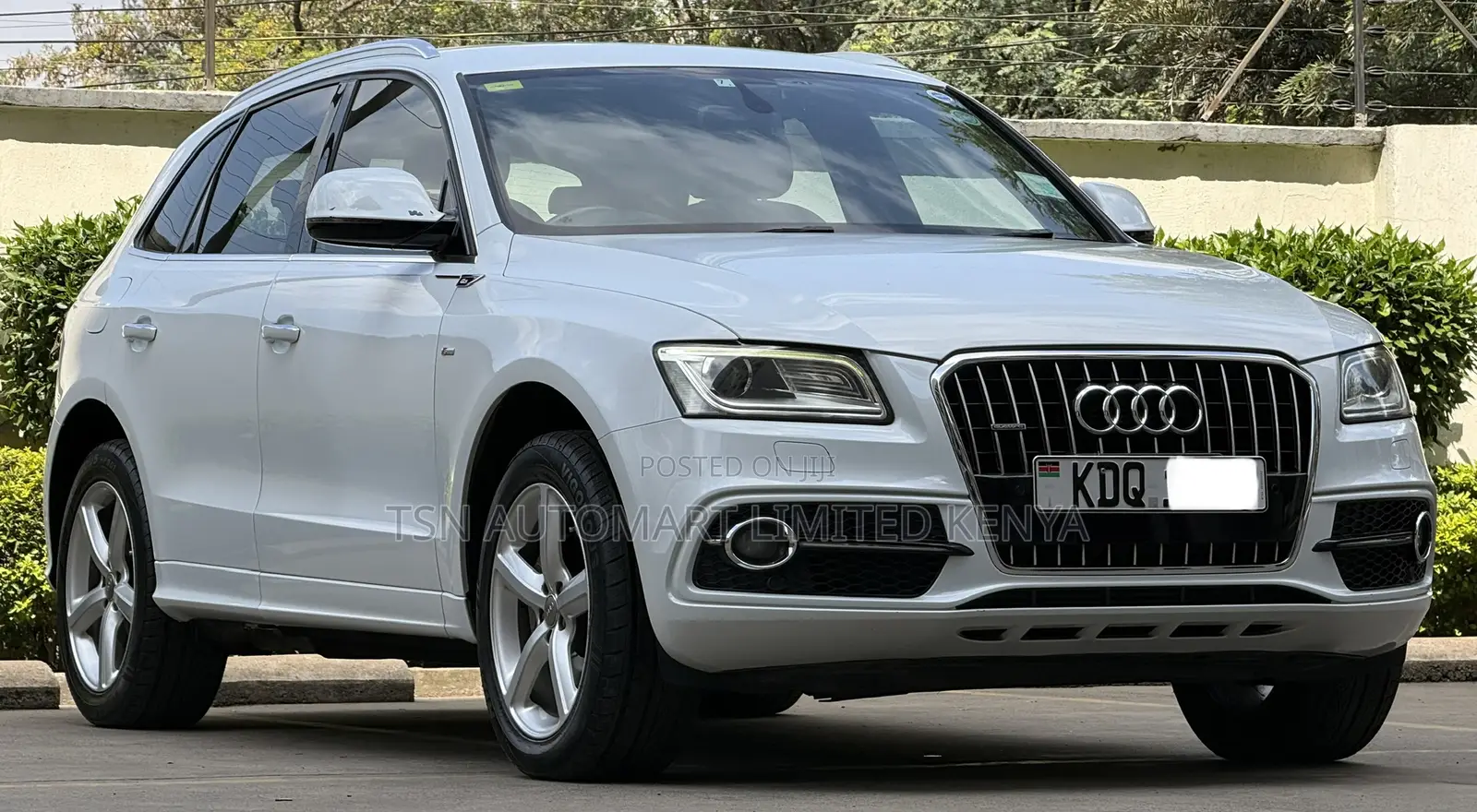 Audi Q5 2.0T Premium AWD quattro 2016  White 