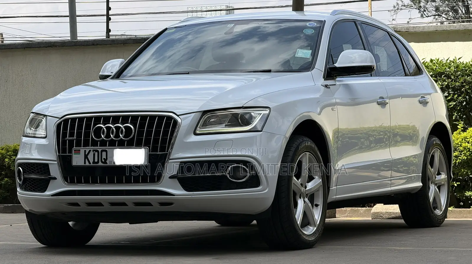 Audi Q5 2.0T Premium AWD quattro 2016  White 
