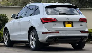 Audi Q5 2.0T Premium AWD quattro 2016  White 
