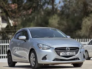 Mazda Demio 2017 Silver