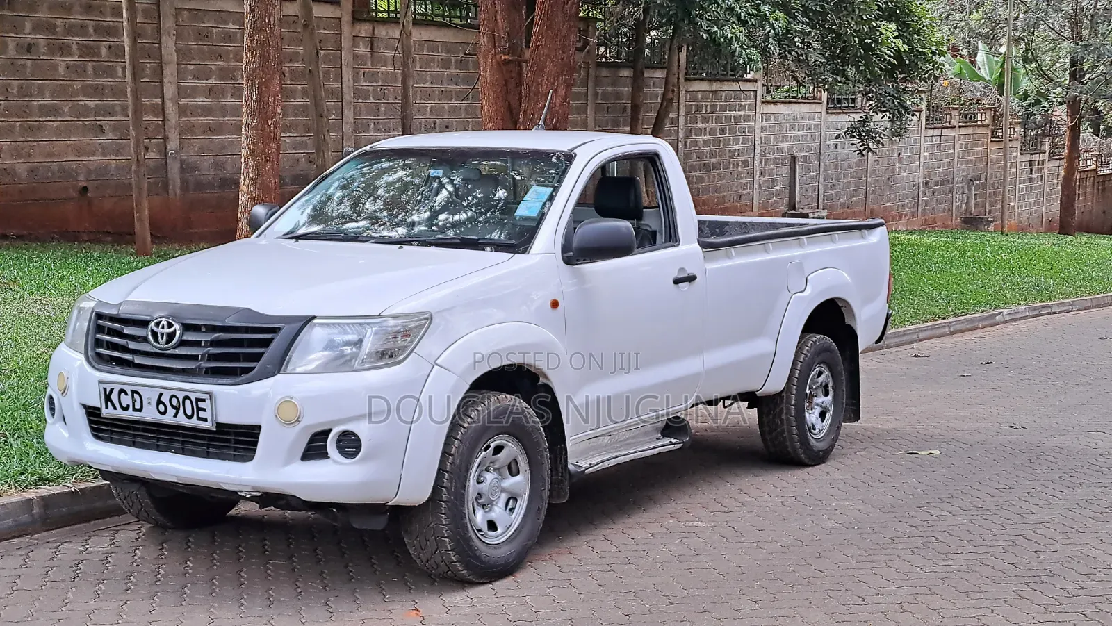 Toyota Hilux 2015 White