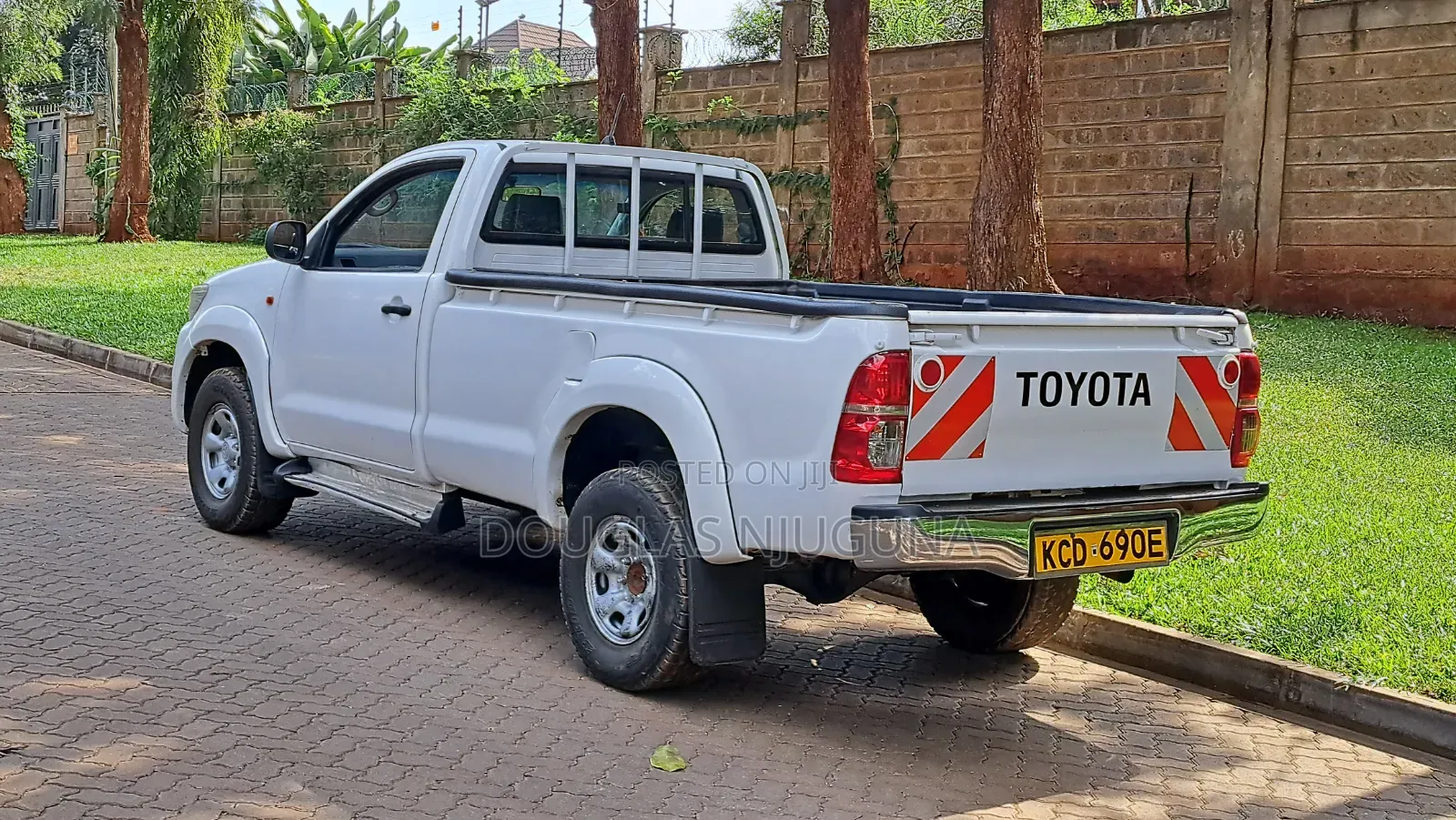 Toyota Hilux 2015 White