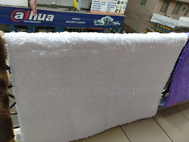Fluffy Carpet 5×8 Plain - thumbnail 2