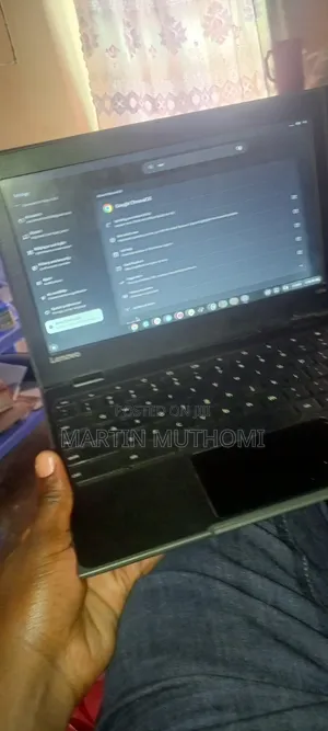 Laptop Lenovo 100e 32GB Intel Core i5 HDD 32GB
