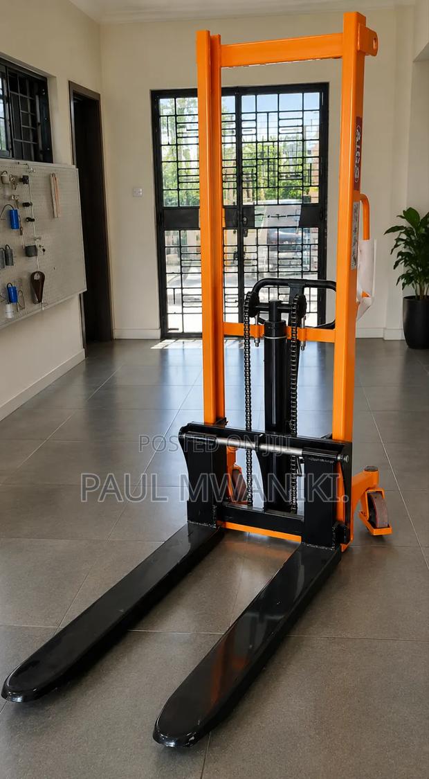 Aico Japan MANUAL STACKER Capacity - main view
