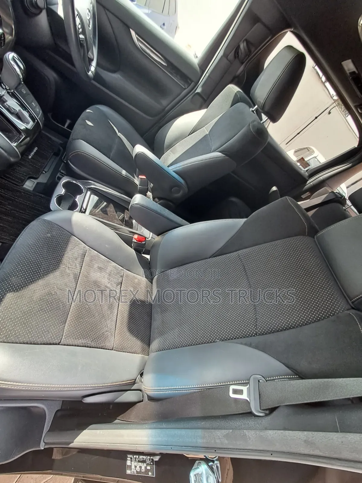 Toyota Alphard 2019 Black