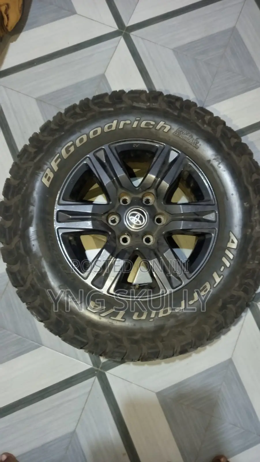 Hillux Tire