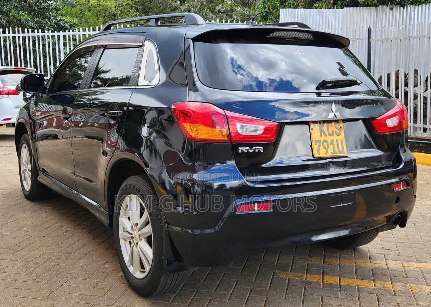 Mitsubishi RVR 2.0 2011 Black
