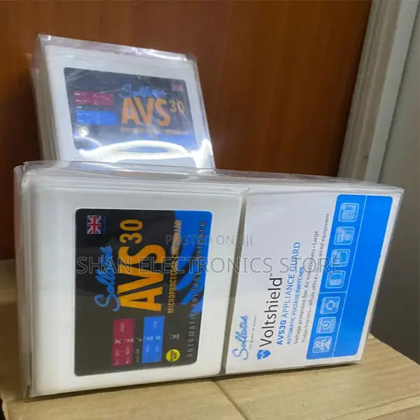 Long-Term Performance Automatic Sollatek AVS 30 Voltage Switcher