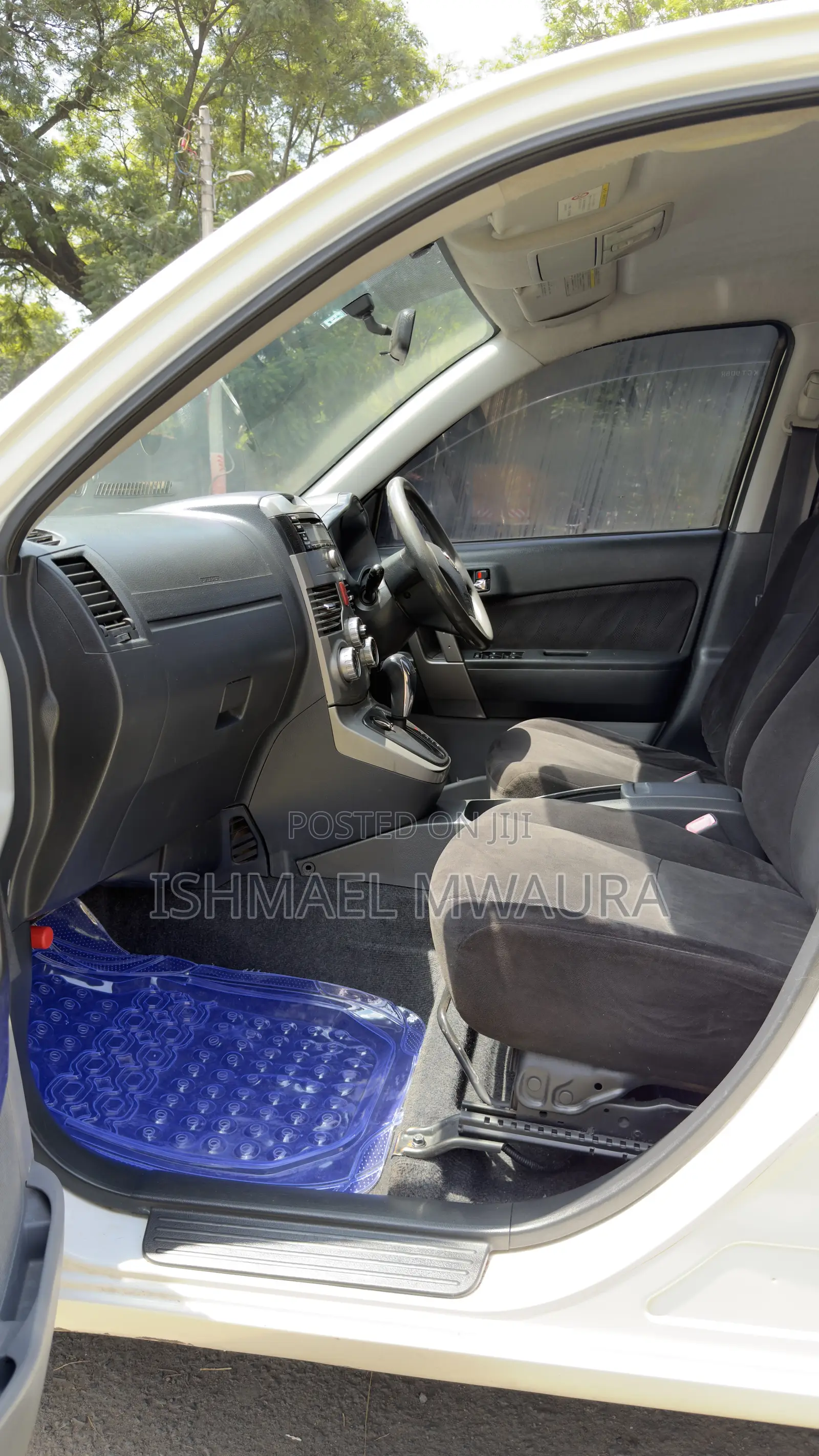 Toyota Rush 1.5 AWD 2012  White 
