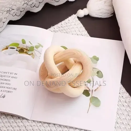 Wooden Knot Ornaments for Home and Office Decor