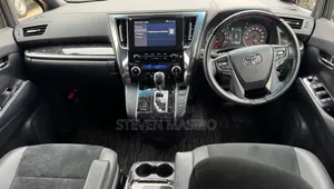 Toyota Alphard 2.5 Petrol FWD 2019 Black
