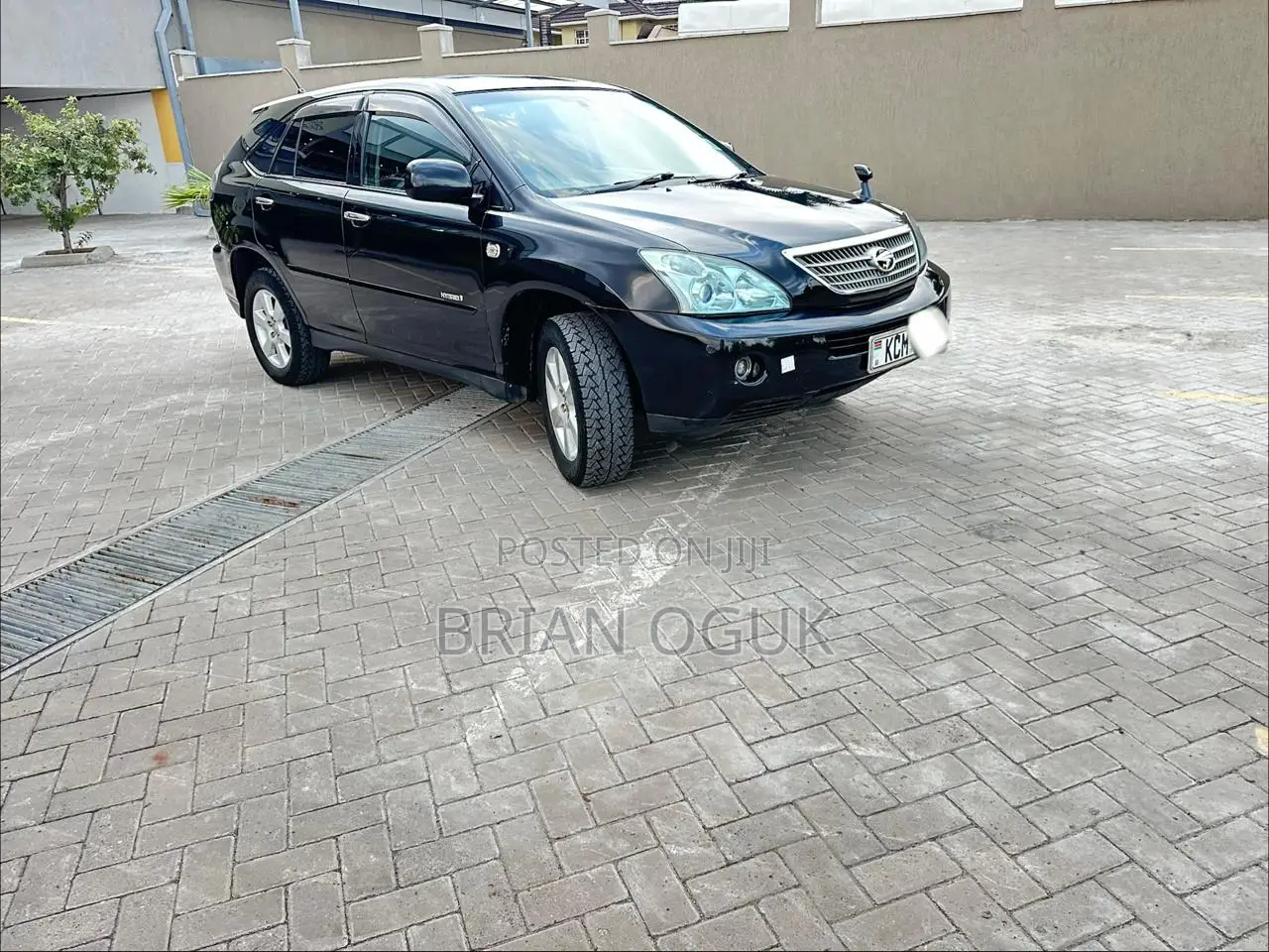 Toyota Harrier 3.3 Hybrid 4WD 2010 Black