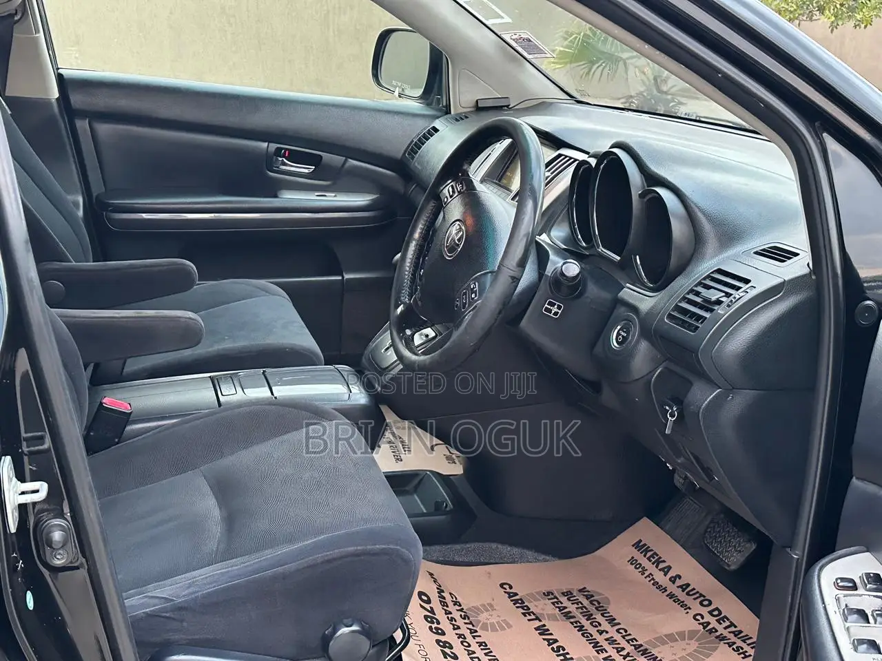 Toyota Harrier 3.3 Hybrid 4WD 2010 Black