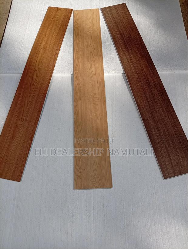 Wood Grain SPC Flooring 5mm/Modern Waterproof Floor Planks