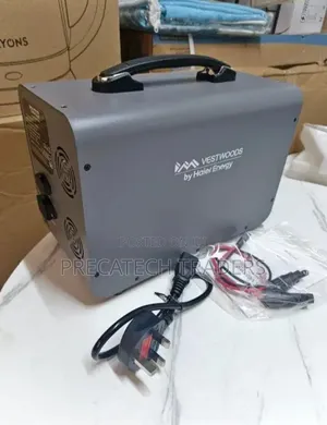 Vestwoods by Haier 1kWh Portable Power Station 500W