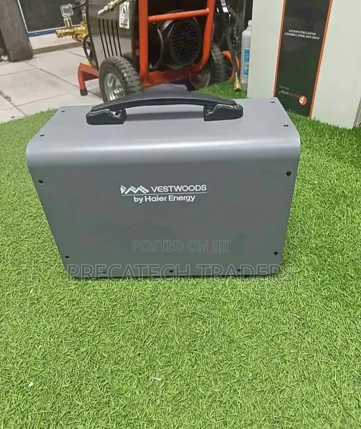 Vestwoods by Haier 1kWh Portable Power Station 500W