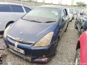 Toyota Wish 2004 Blue