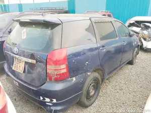 Toyota Wish 2004 Blue