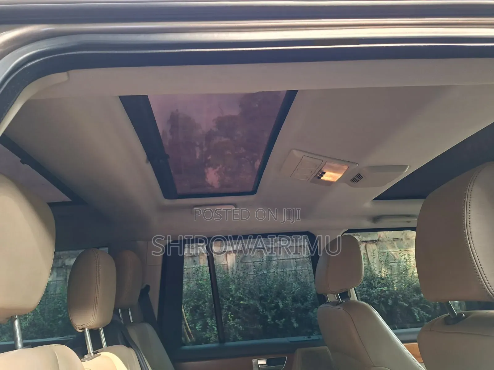 Land Rover Discovery 2015 Beige