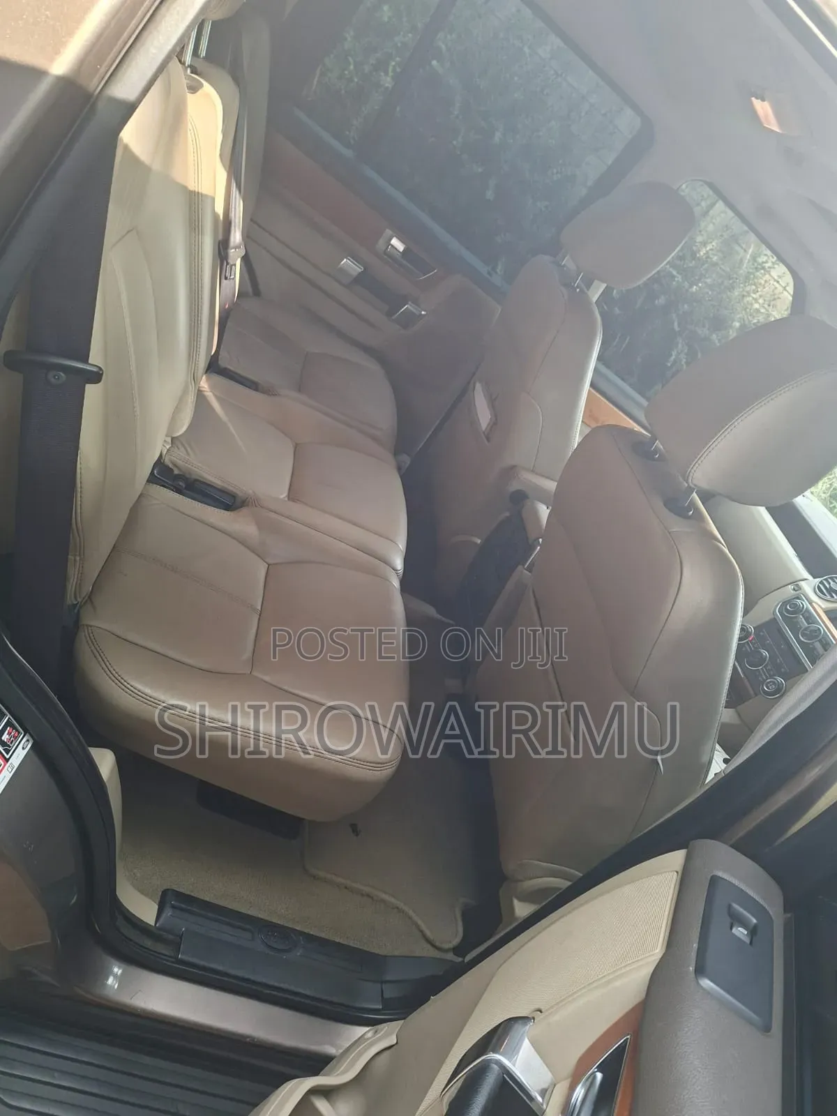 Land Rover Discovery 2015 Beige