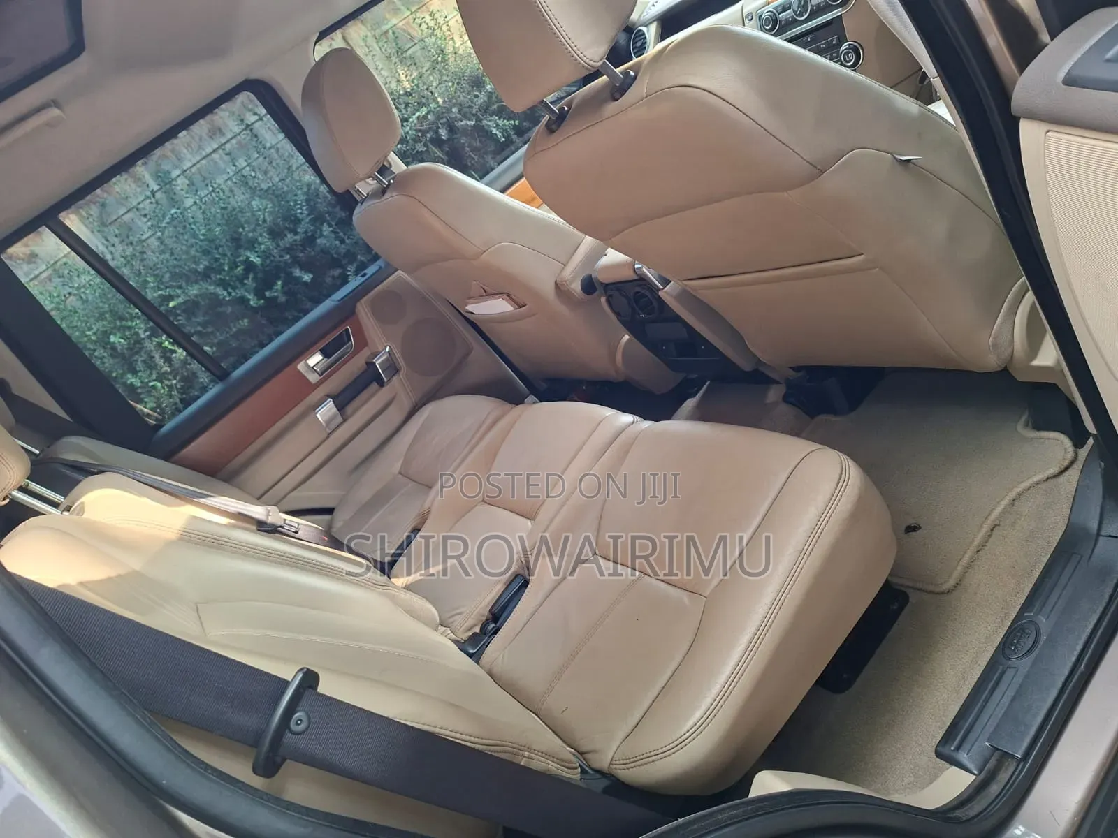 Land Rover Discovery 2015 Beige