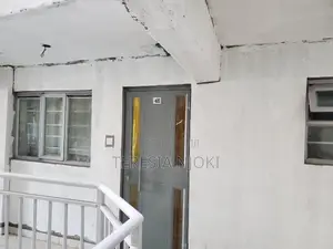 Studio W Parking N Lift