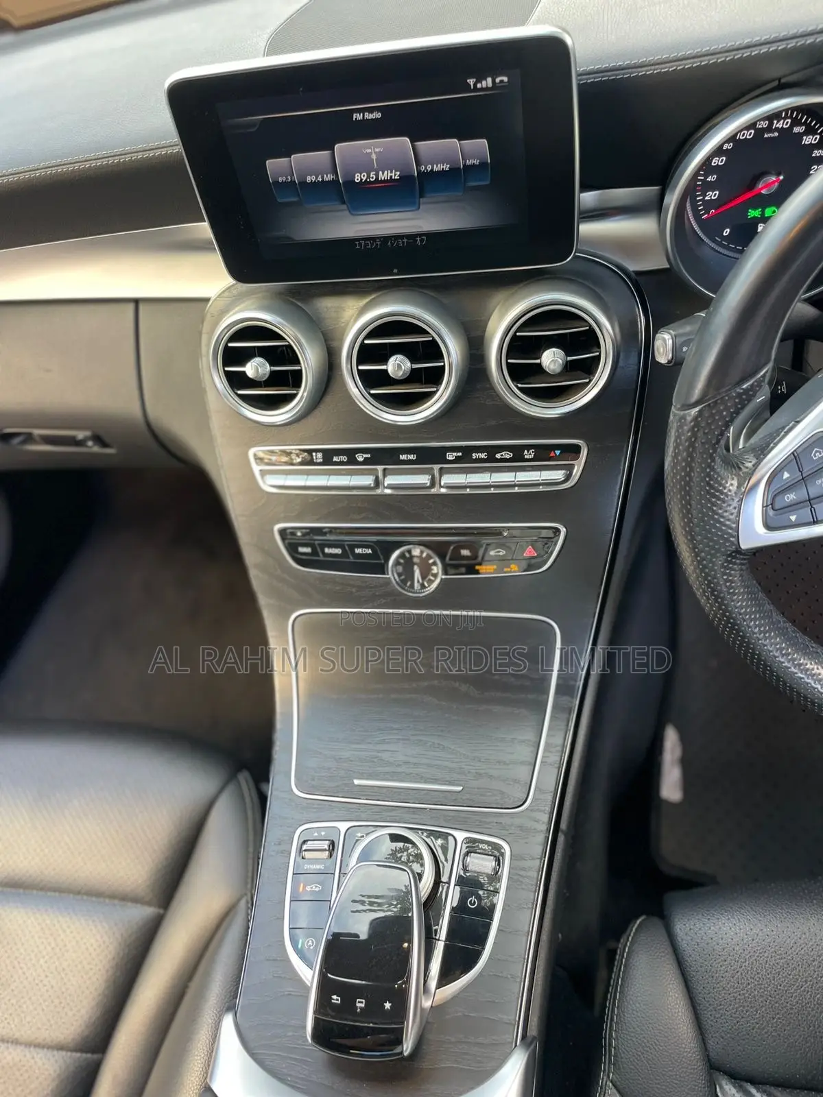 Mercedes-Benz C200 2016 Silver