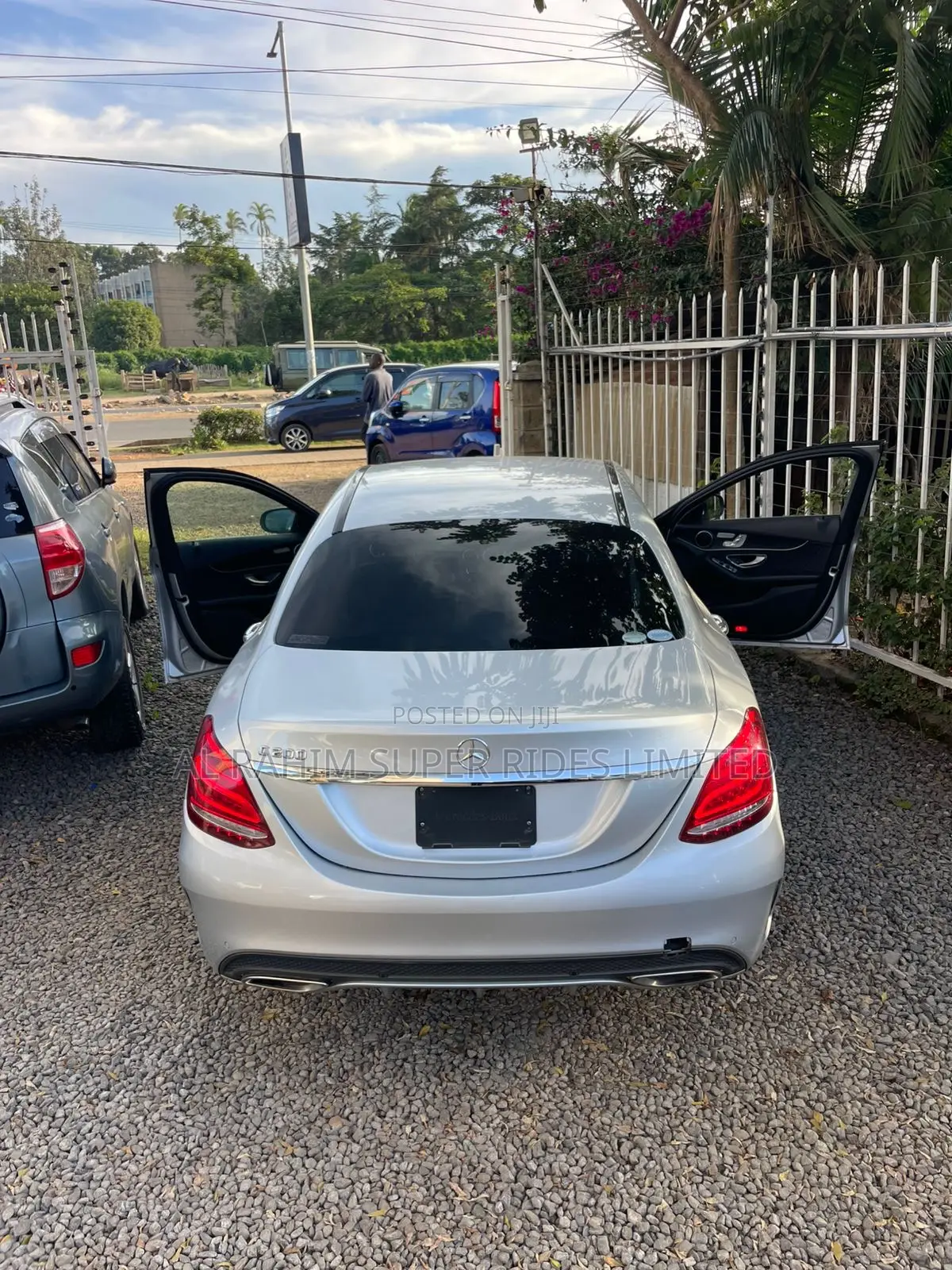 Mercedes-Benz C200 2016 Silver