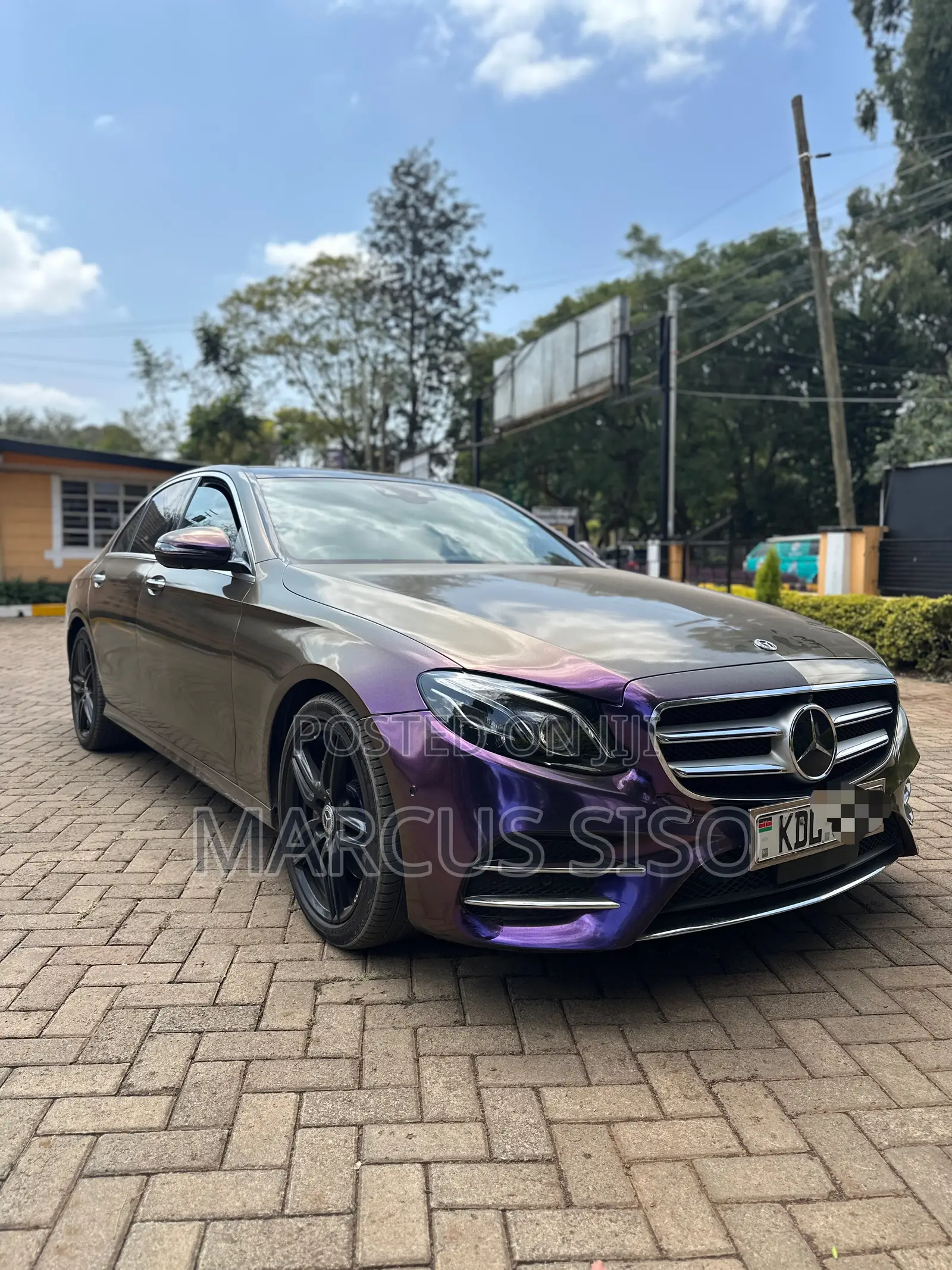 Mercedes-Benz E200 2016 Blue