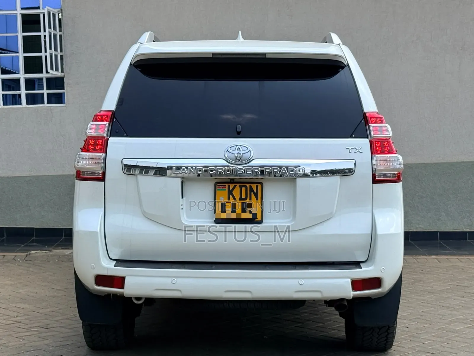Toyota Land Cruiser Prado 2017 White