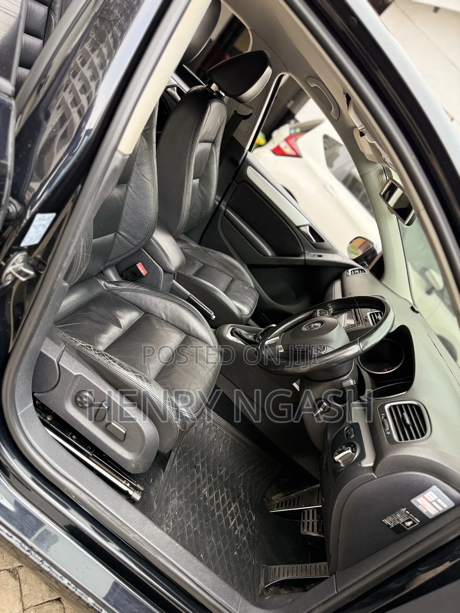 Volkswagen Golf 2012 Black