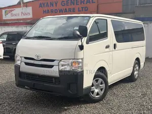 Toyota HiAce 2019 White