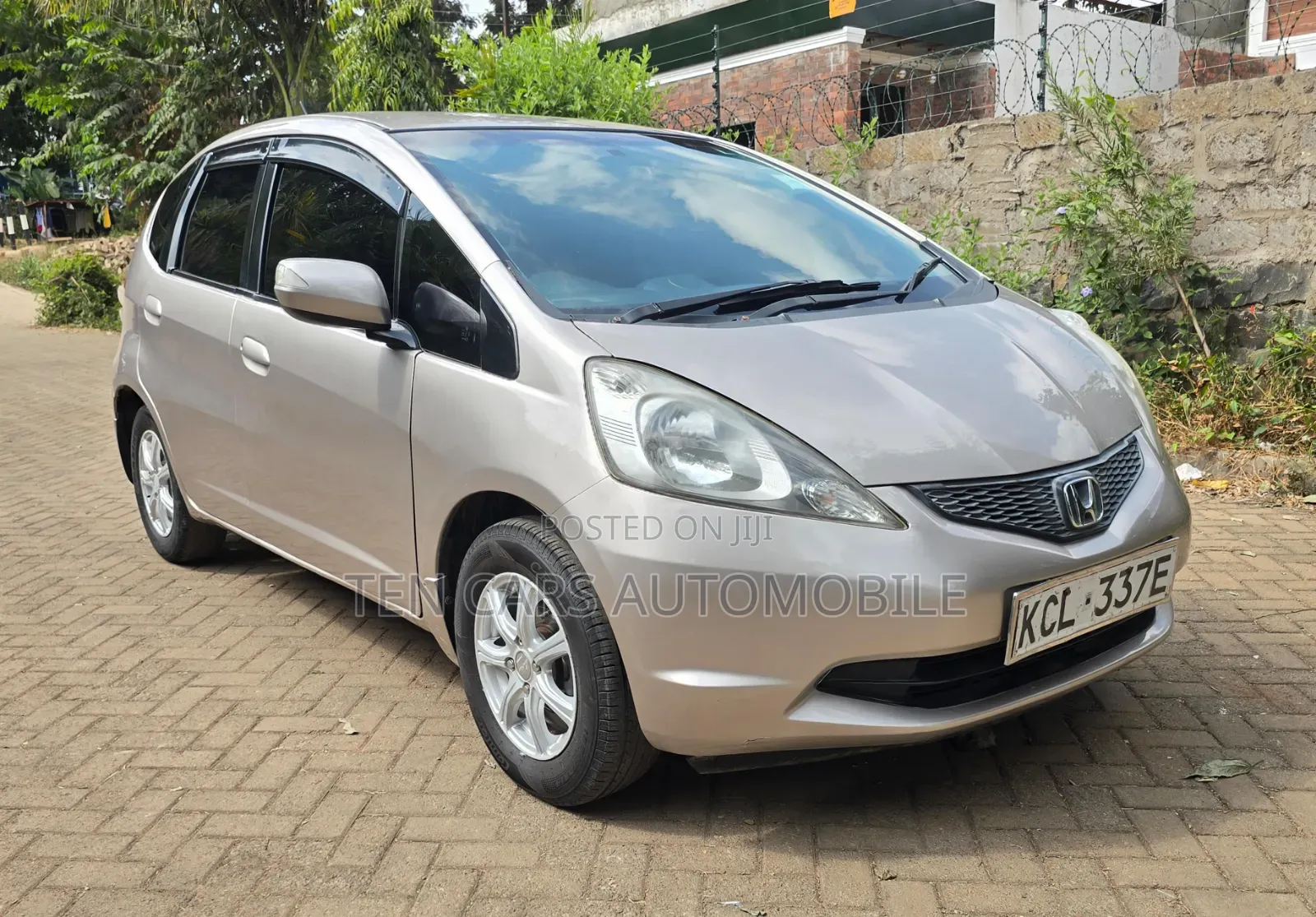 Honda Fit 2010 Silver