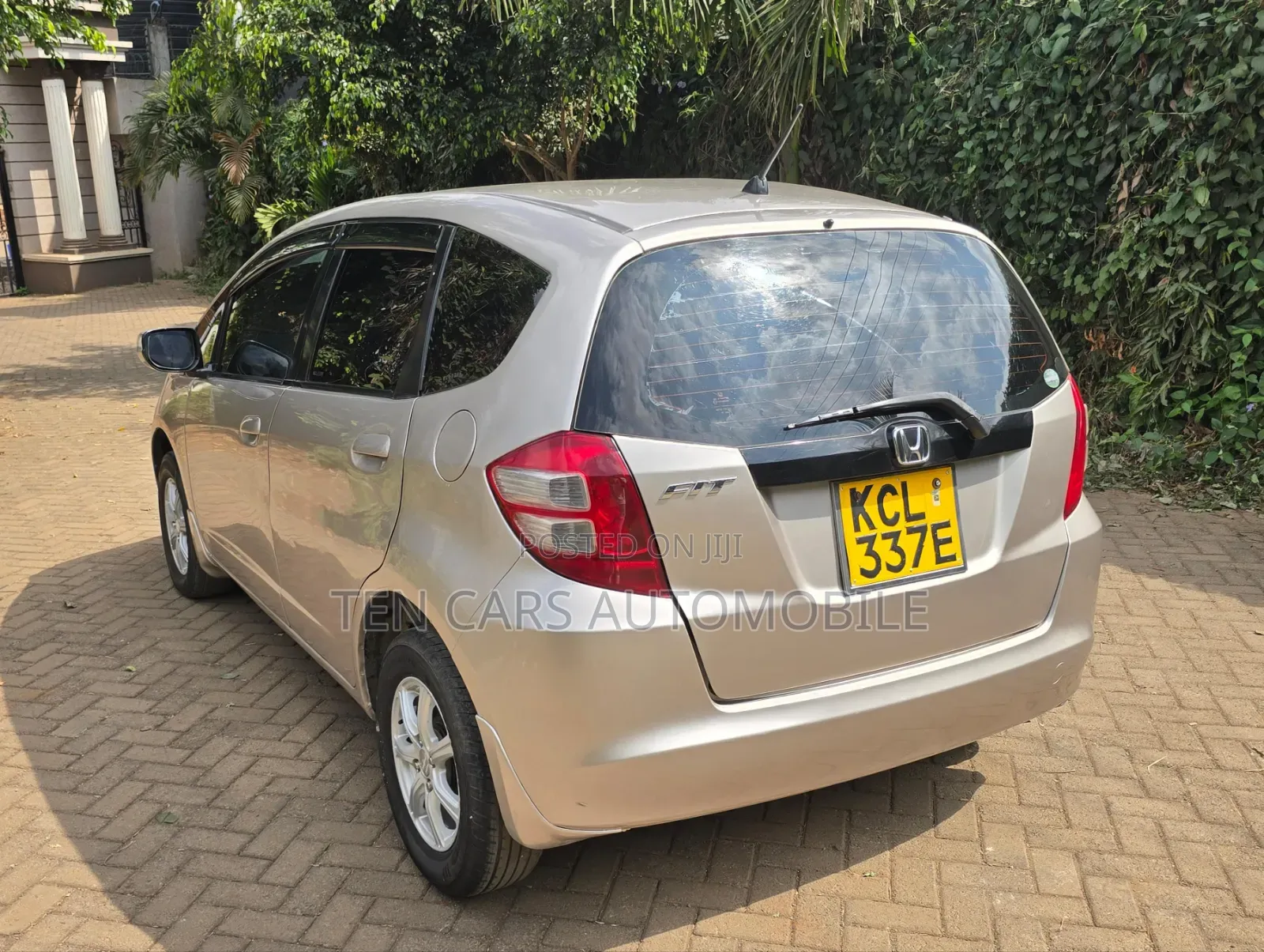 Honda Fit 2010 Silver