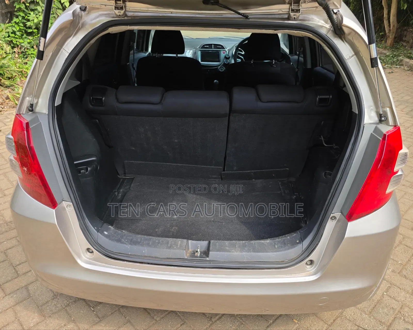 Honda Fit 2010 Silver