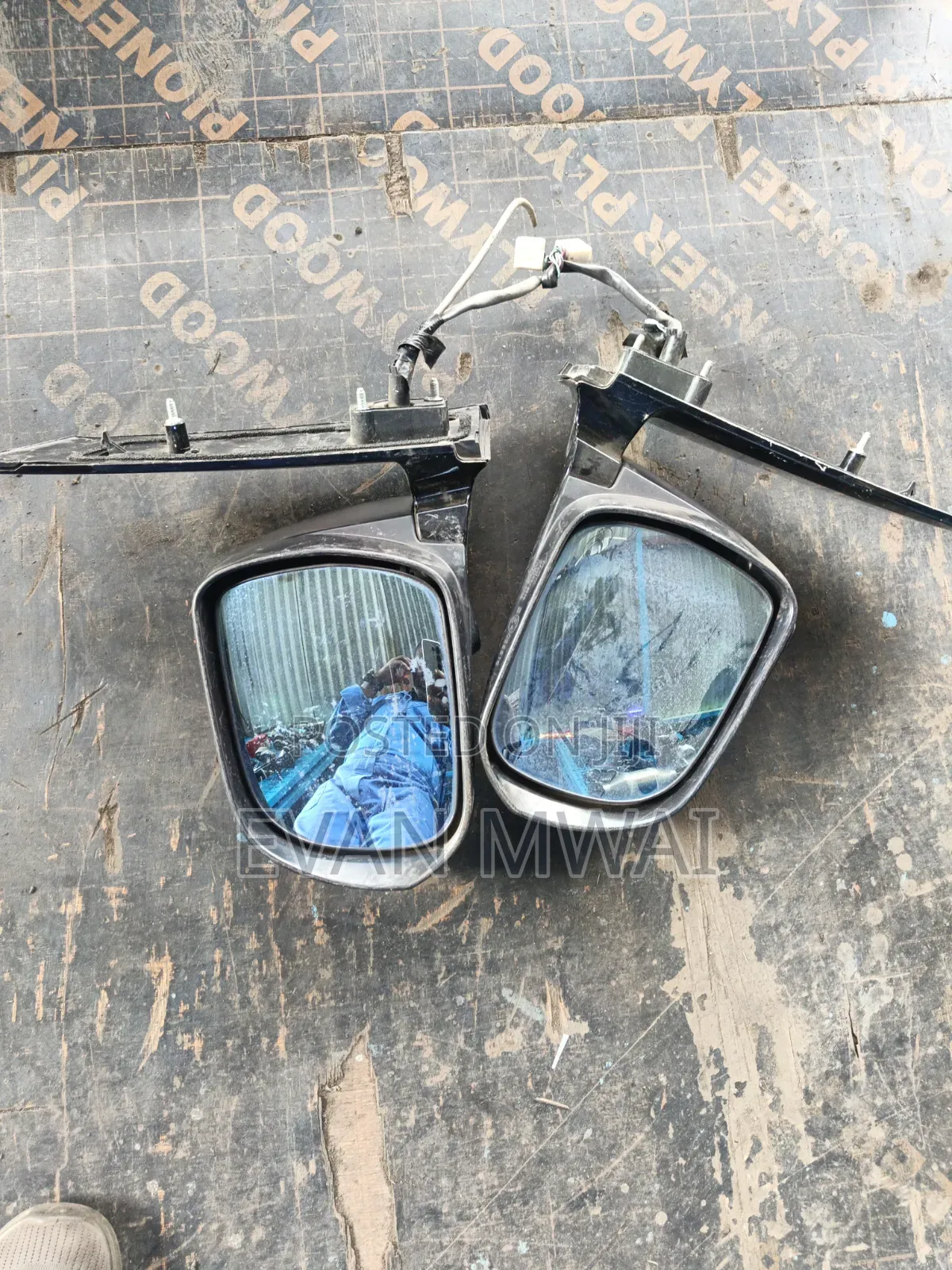 Toyota Alphard 2010 Side Mirror Available