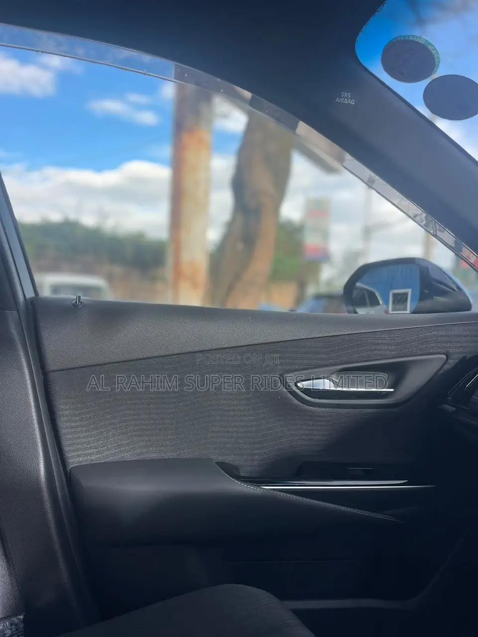 Toyota Crown 2018 Blue